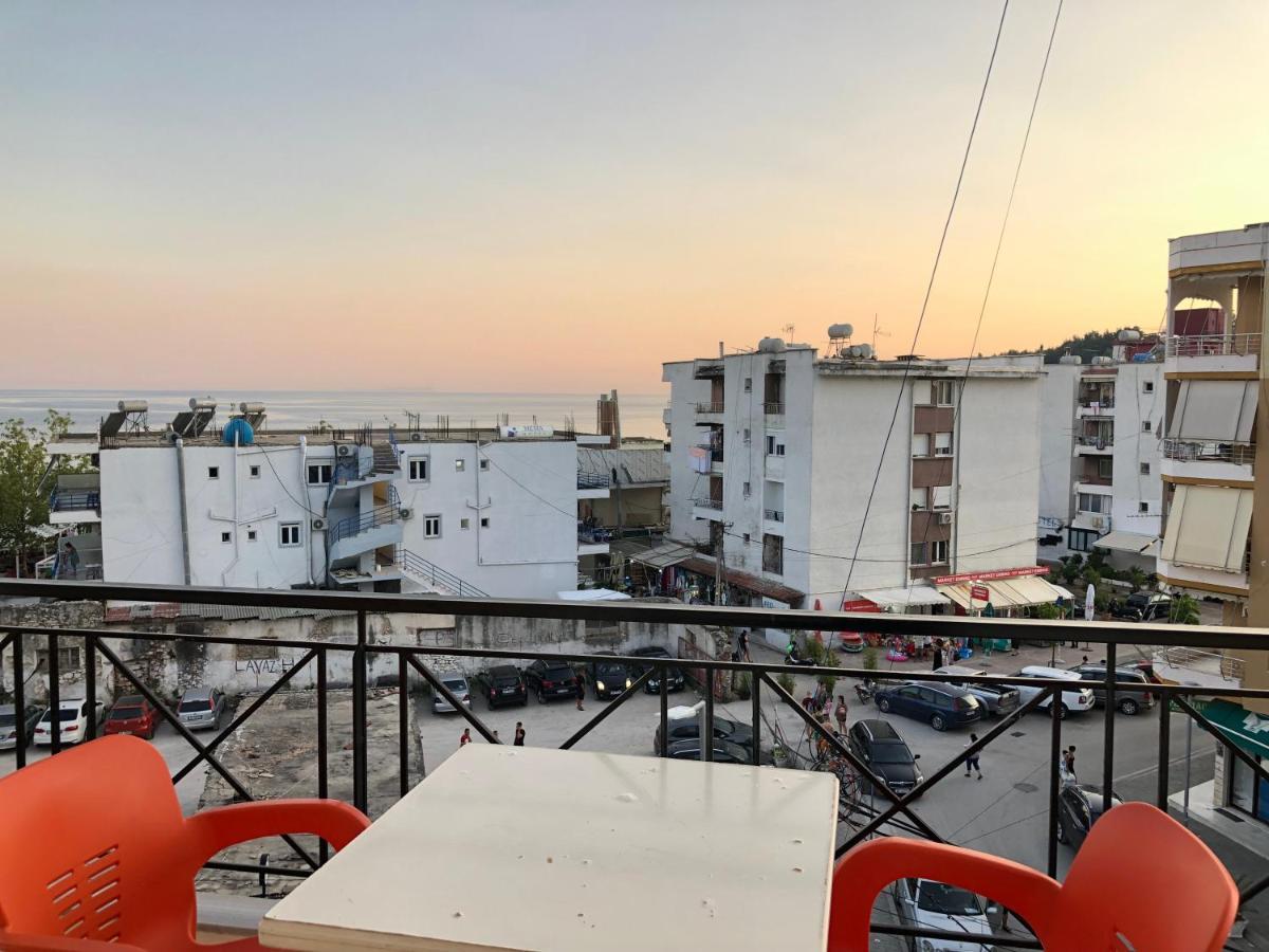 Center Hotel Pirro Himarë Eksteriør billede